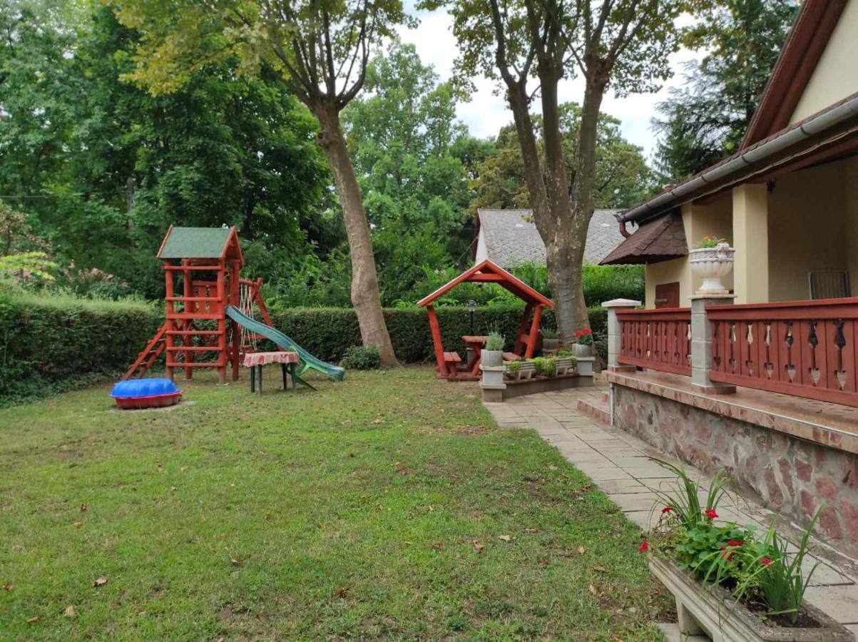 Villa Balatonszemesi Nyaralohaz Extérieur photo